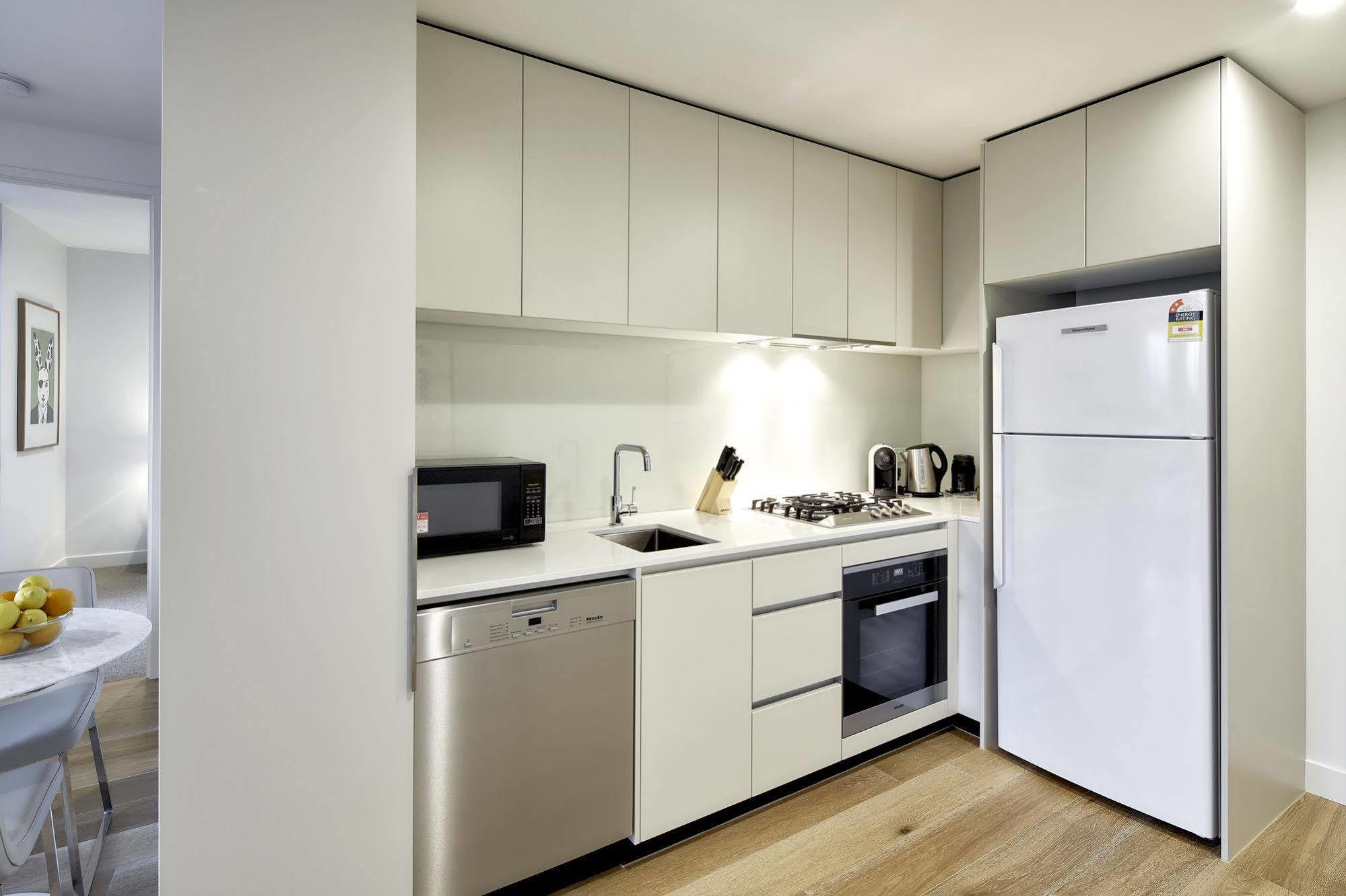 381 Cremorne Aparthotel Melbourne Exterior foto A modern Australian kitchen